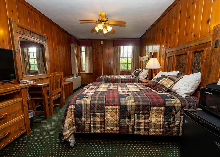 Starved Rock Hotel *